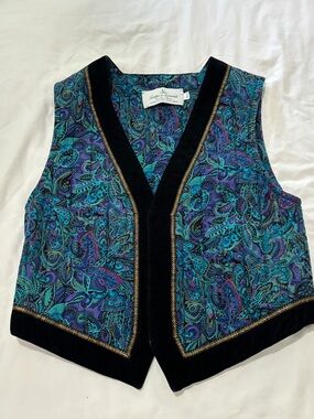 Suttles and Seawinds Paisley Vest